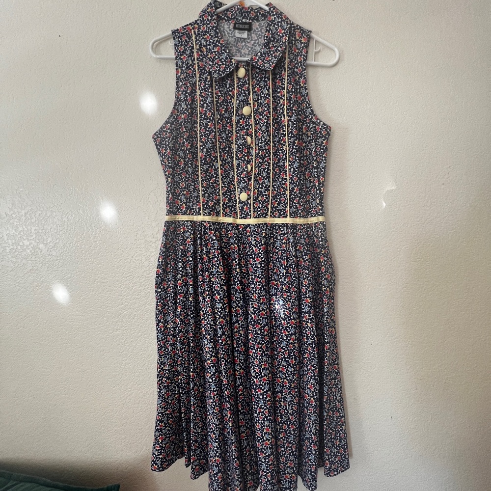 Retrolicious floral dress